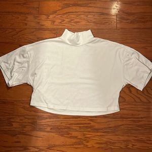 Turtleneck crop top shirt. Mock neck. Short sleeve. White. Medium. Shein